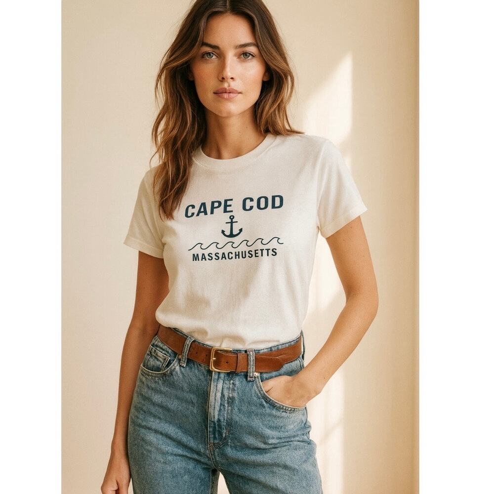 Cape Cod White Fitted Crew Neck 100% Cotton Tee Coastal Classic Preppy Small